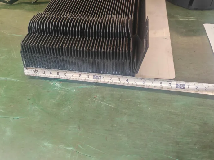 3 8 split loom